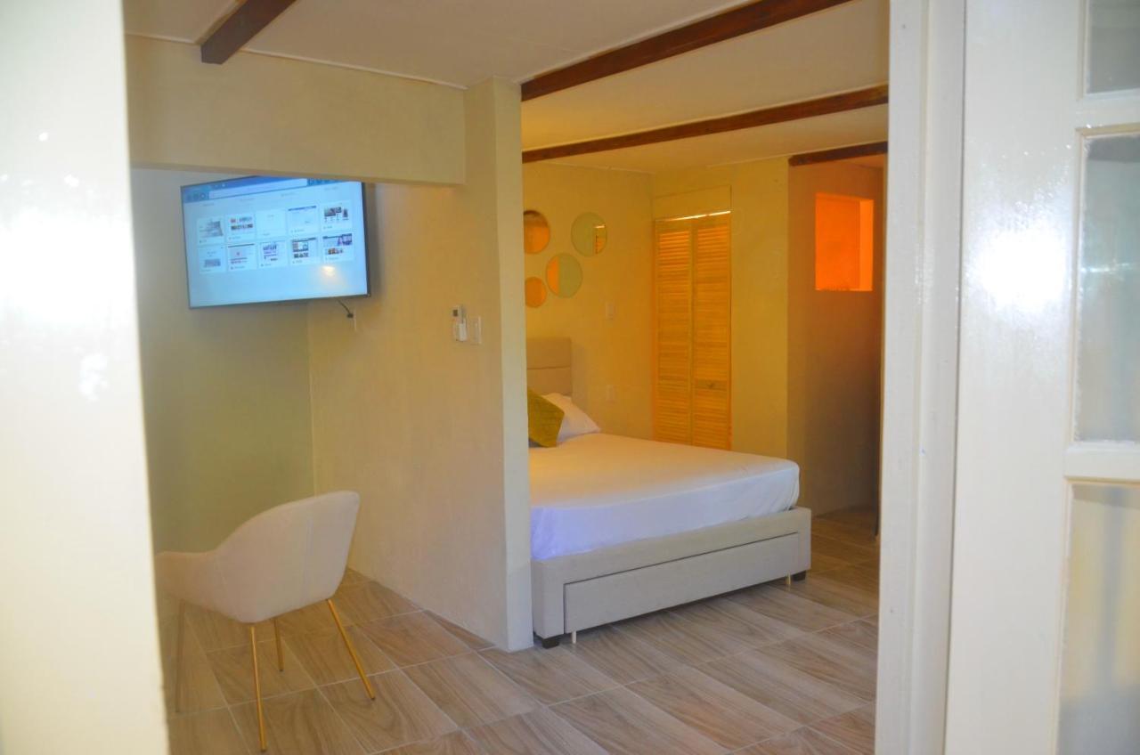Homey Vacation And Carrental Willemstad Exterior foto