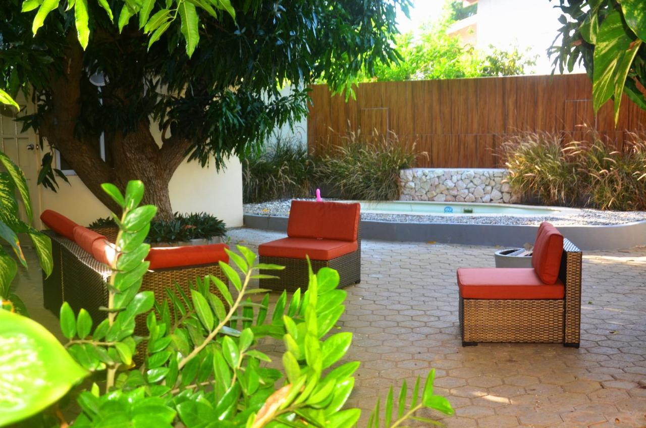 Homey Vacation And Carrental Willemstad Exterior foto